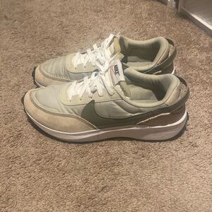 Nike Waffle Debut Men's Size 10 Athletic Shoes